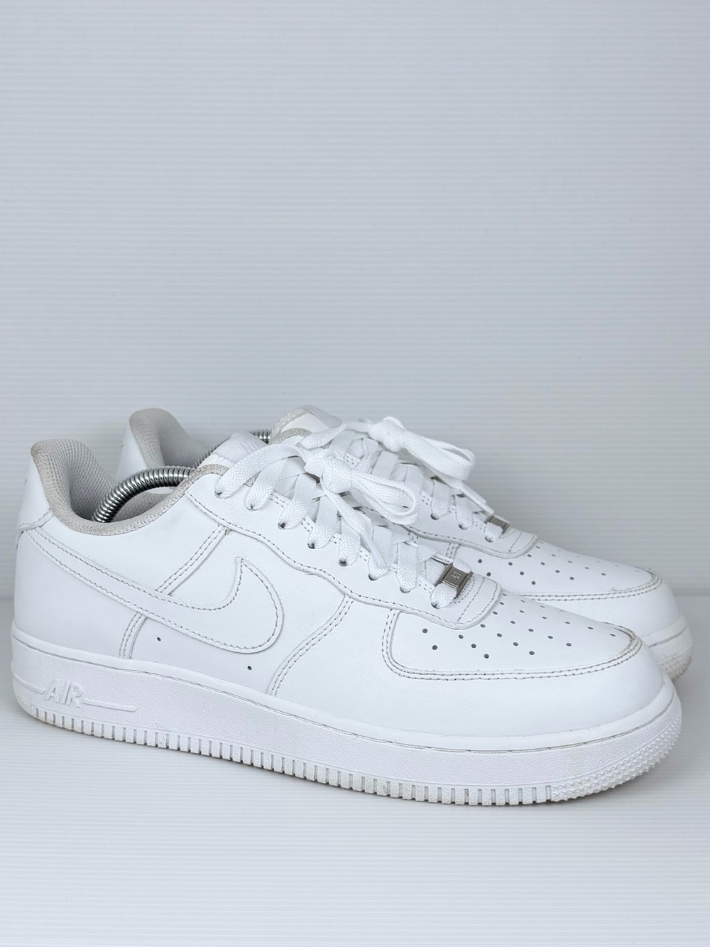 Nike Air Force 1 ‘07 Triple White Leather Sneakers Men’s 9.5 CW2288-111